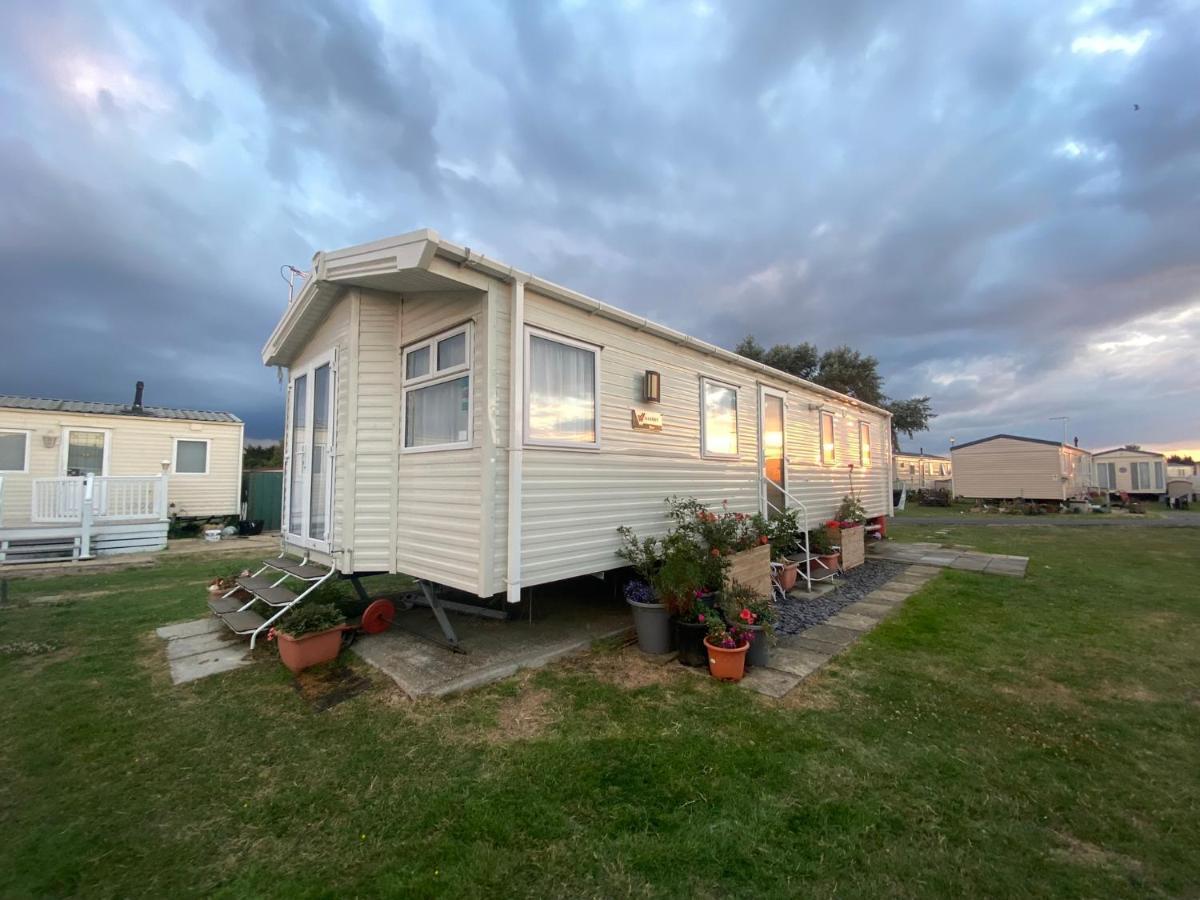 Hotel Skye Breaks Sheerness Exterior foto